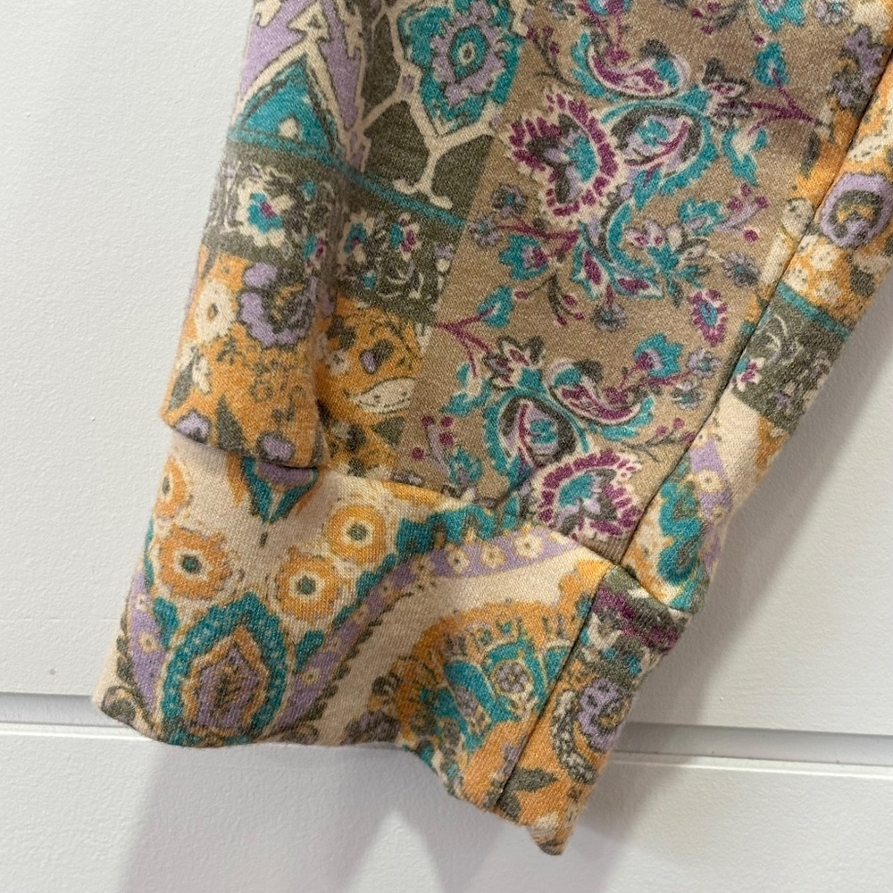 HS Idol lightweight multi colour patterned hoodie with front pocket size LG - Picture 6 of 15